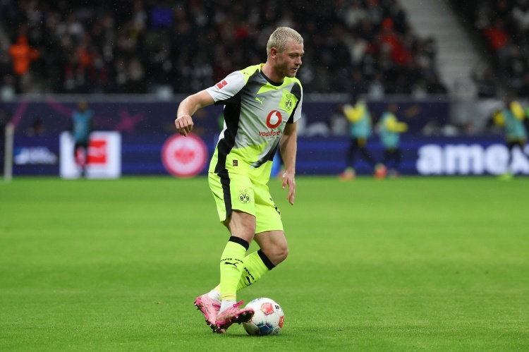 星空体育官方网站-3000万就卖！图片报：28岁莱尔森离开多特成定局，曼联巴萨等有意